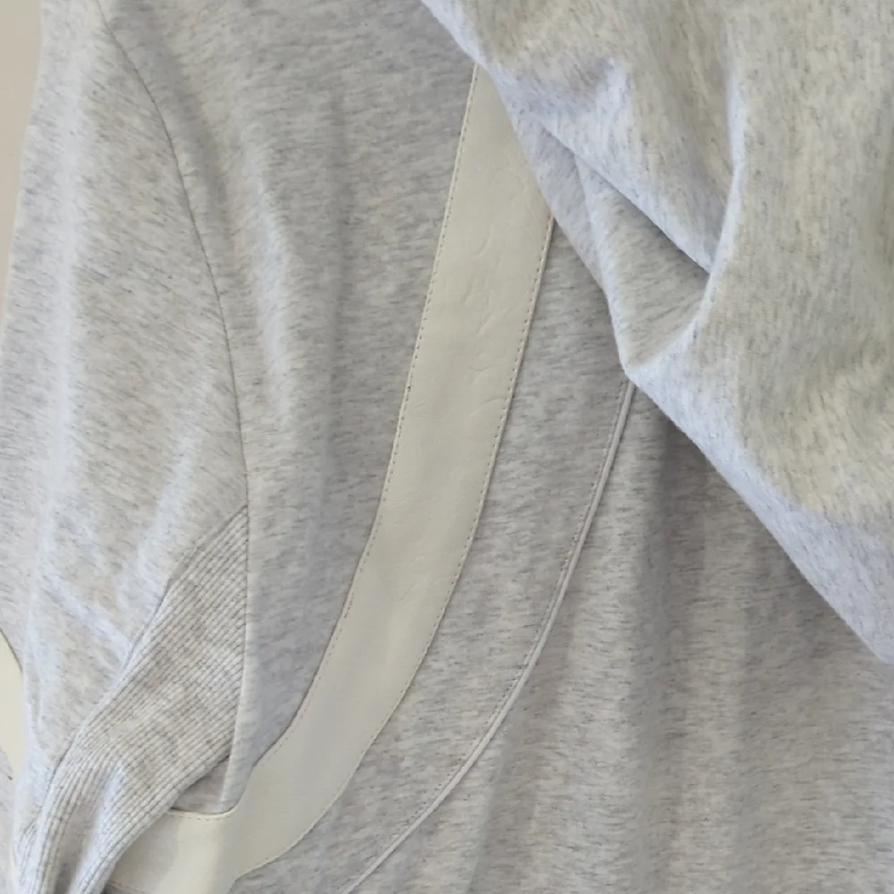 Blanc Noir Light Gray Hooded Trench Coat - Picture 12 of 13